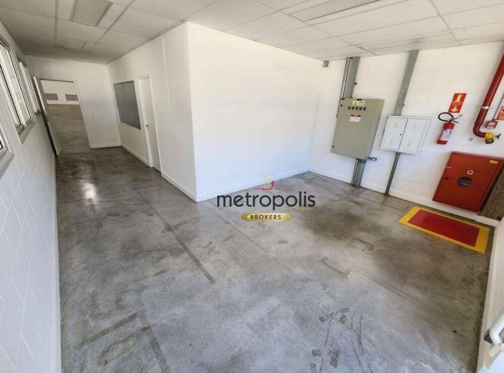 Depósito-Galpão-Armazém para alugar, 3239m² - Foto 4
