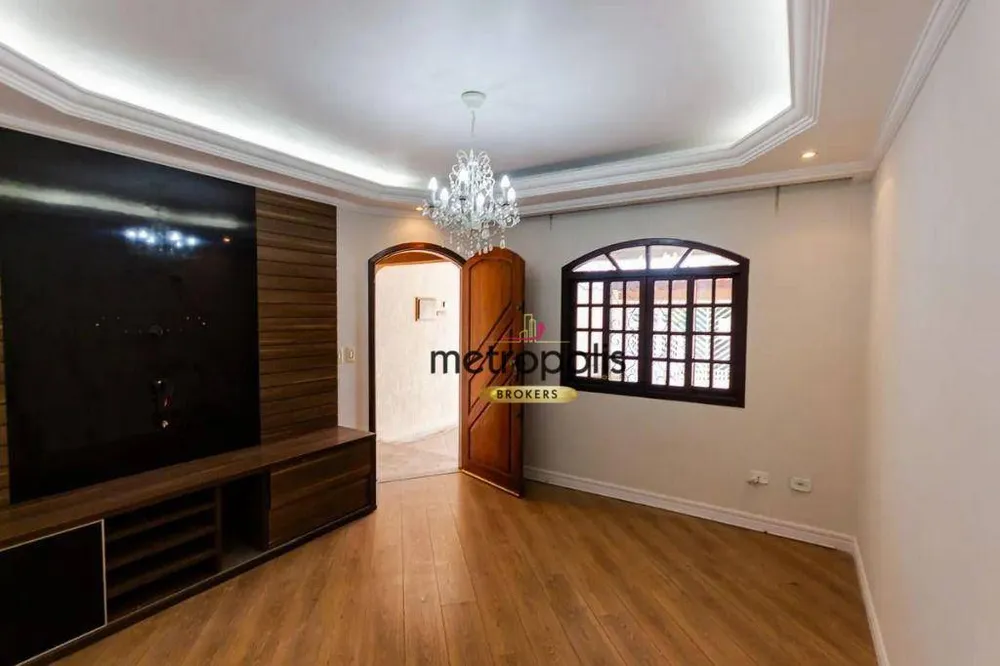 Sobrado, 4 quartos, 210 m² - Foto 1