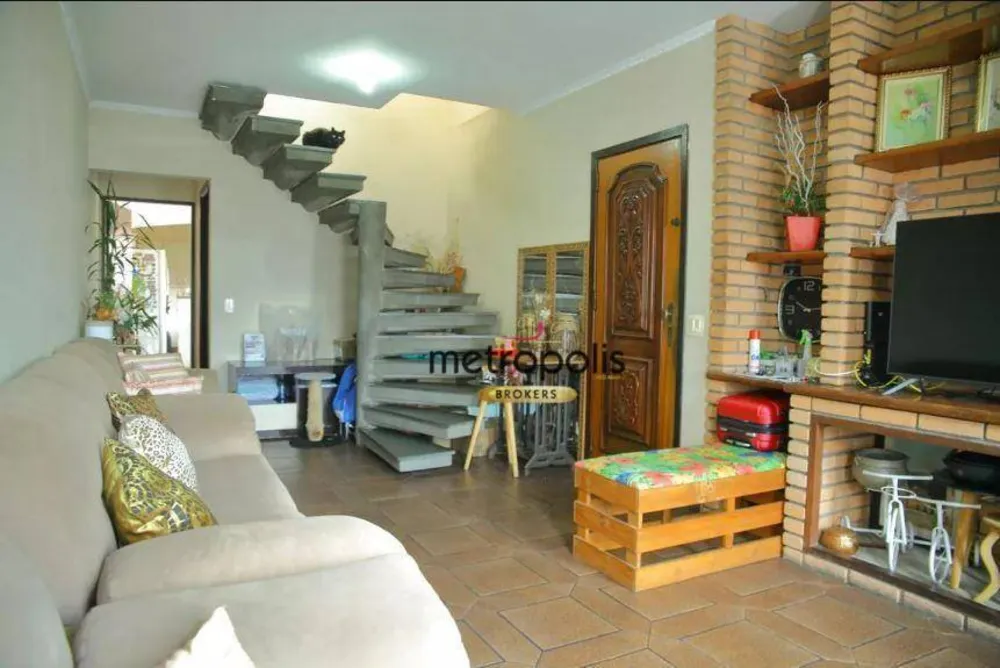 Sobrado, 3 quartos, 228 m² - Foto 2