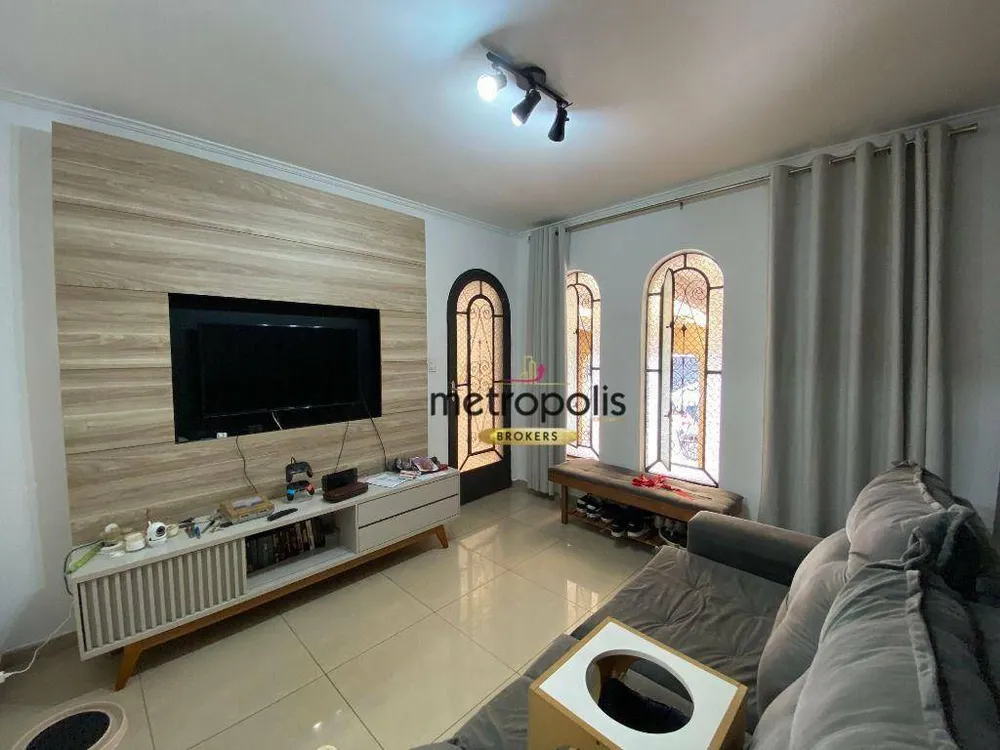 Casa, 4 quartos, 155 m² - Foto 1