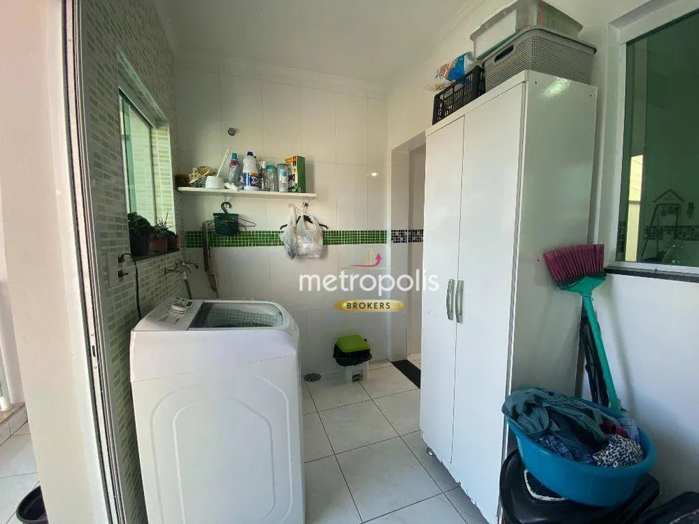 Sobrado, 3 quartos, 303 m² - Foto 2