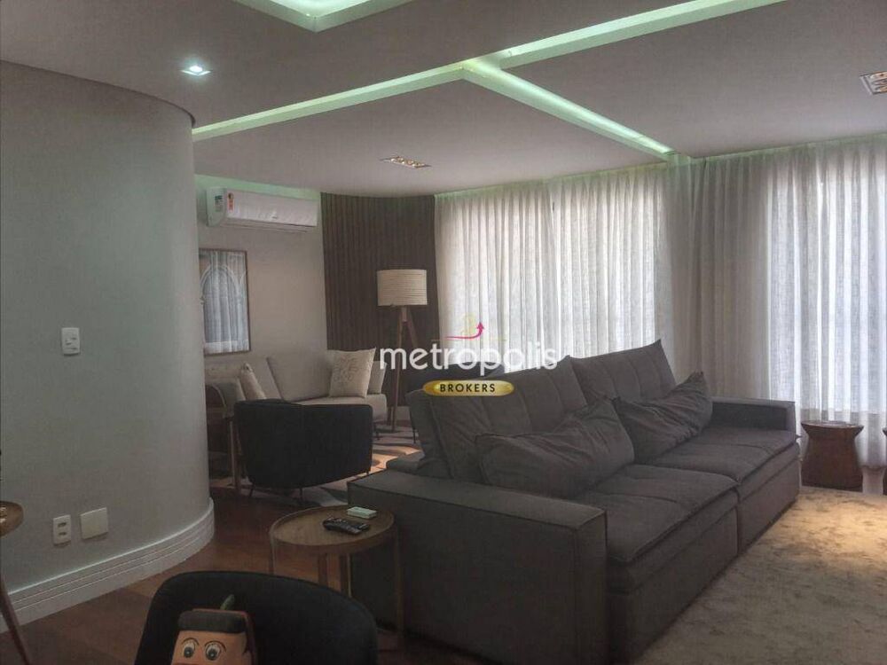 Apartamento à venda com 4 quartos, 220m² - Foto 1