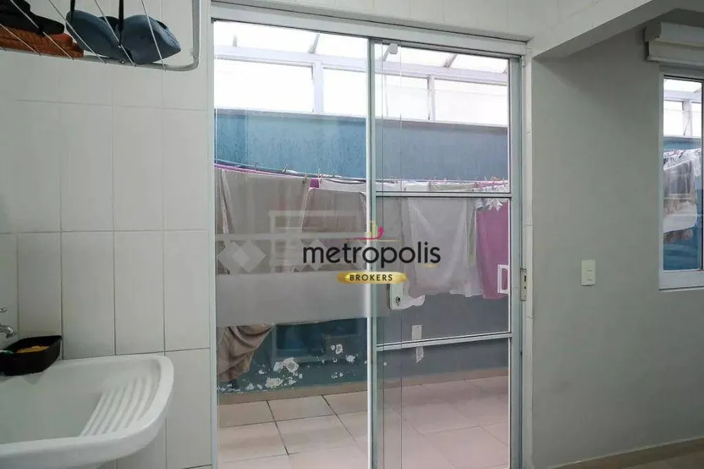 Casa, 3 quartos, 202 m² - Foto 1