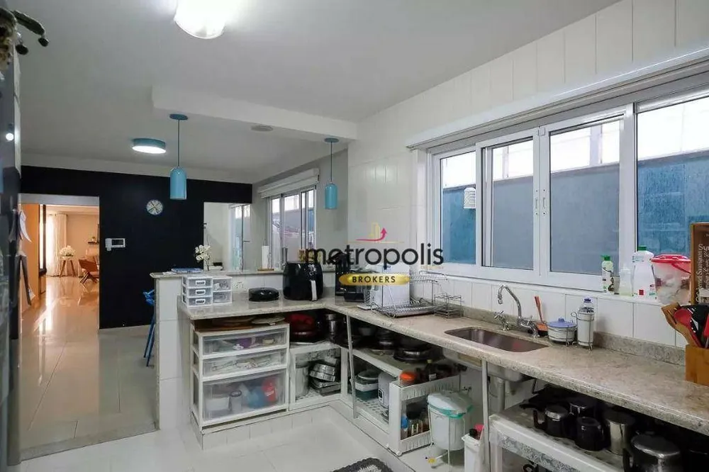 Casa, 3 quartos, 202 m² - Foto 10