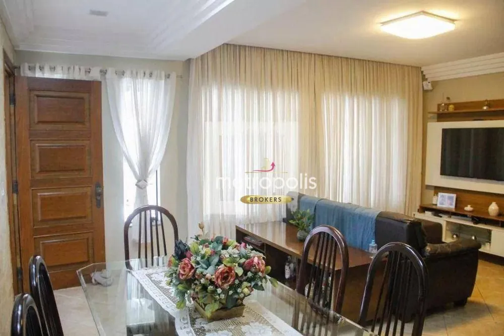 Sobrado, 3 quartos, 223 m² - Foto 4