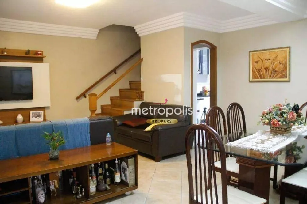 Sobrado, 3 quartos, 223 m² - Foto 2