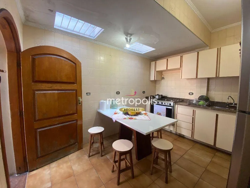 Casa, 3 quartos, 278 m² - Foto 1