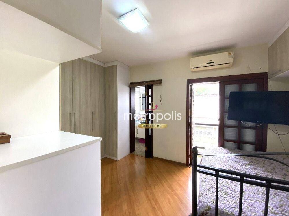 Sobrado à venda com 3 quartos, 247m² - Foto 6