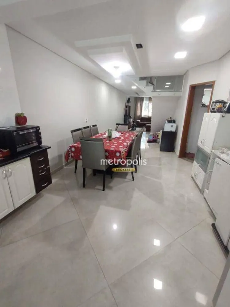 Sobrado, 3 quartos, 405 m² - Foto 1