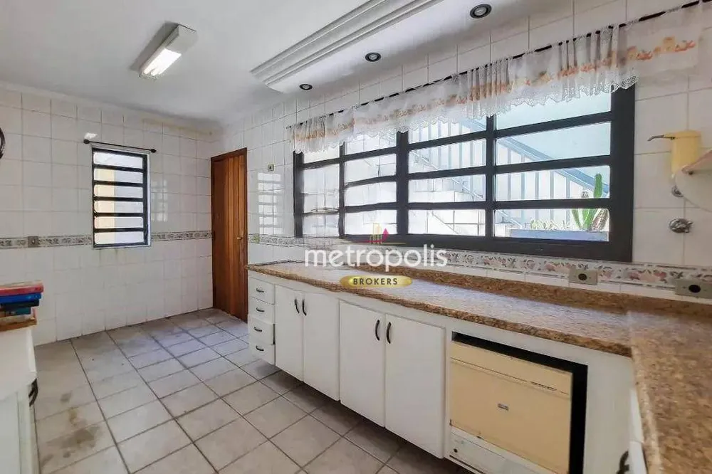 Sobrado, 4 quartos, 243 m² - Foto 8