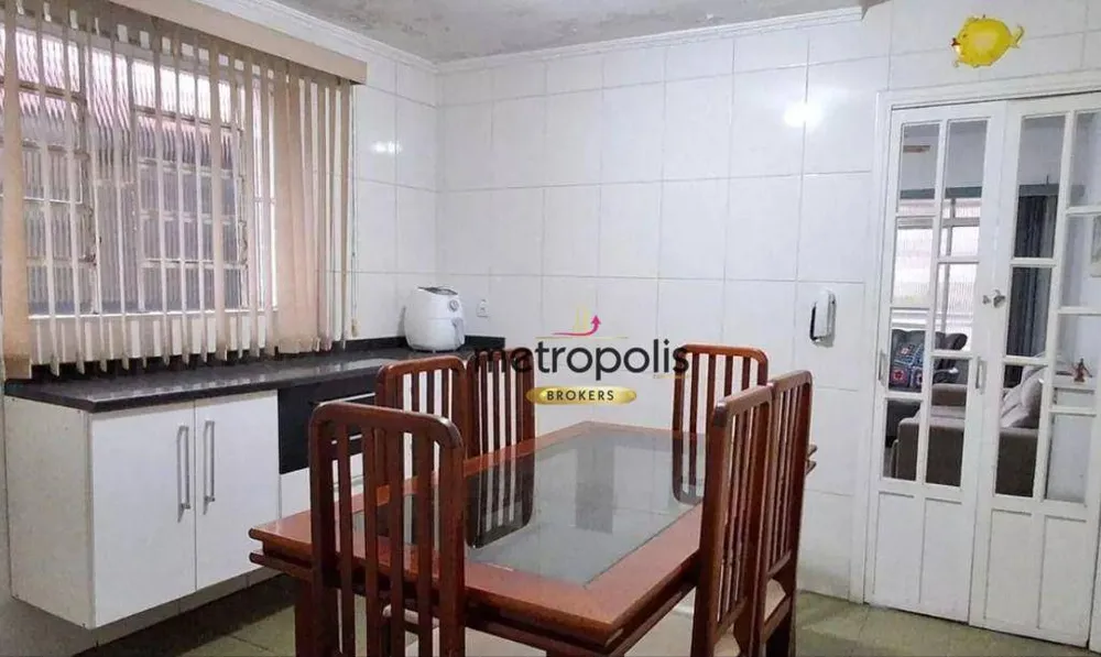 Sobrado, 3 quartos, 200 m² - Foto 4