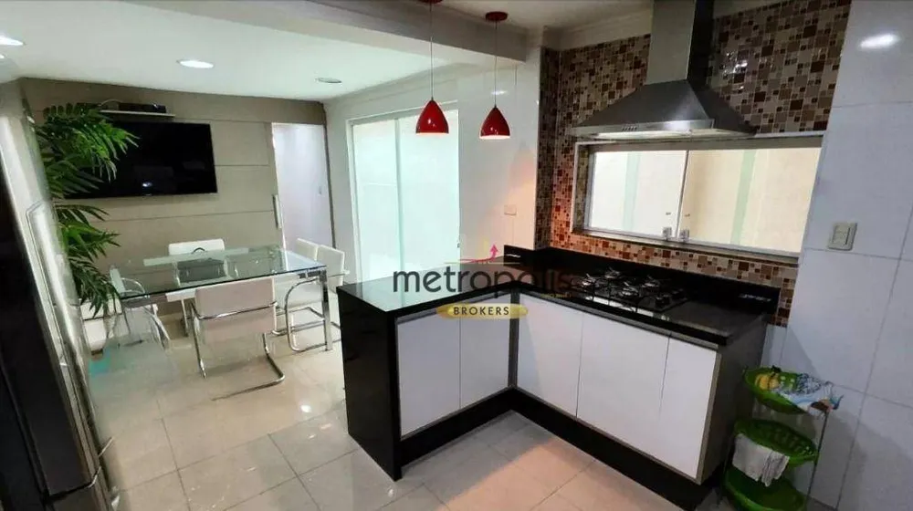 Sobrado, 3 quartos, 247 m² - Foto 2