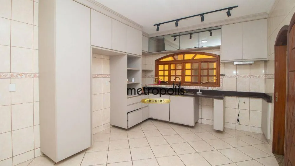 Sobrado, 3 quartos, 480 m² - Foto 2