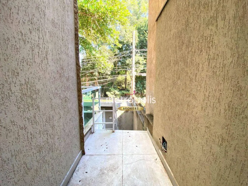 Sobrado, 4 quartos, 252 m² - Foto 9