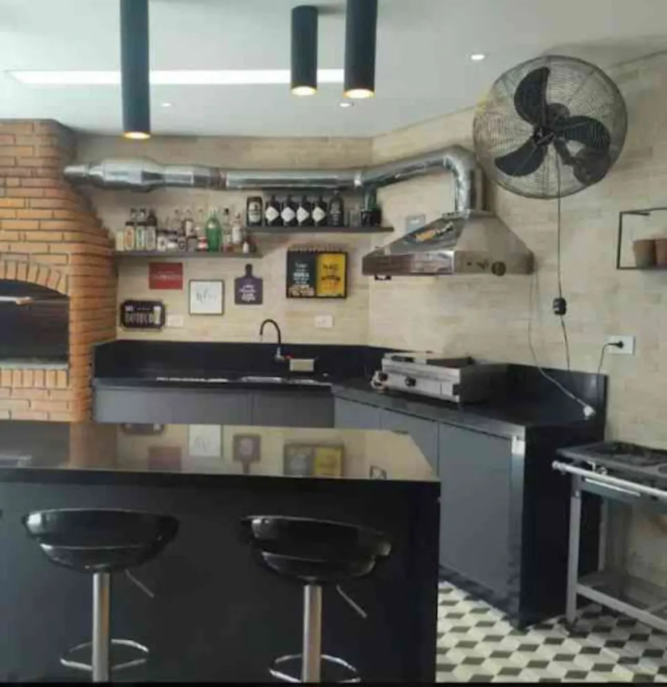 Sobrado, 3 quartos, 198 m² - Foto 2