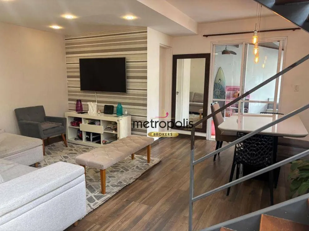 Sobrado, 3 quartos, 200 m² - Foto 1
