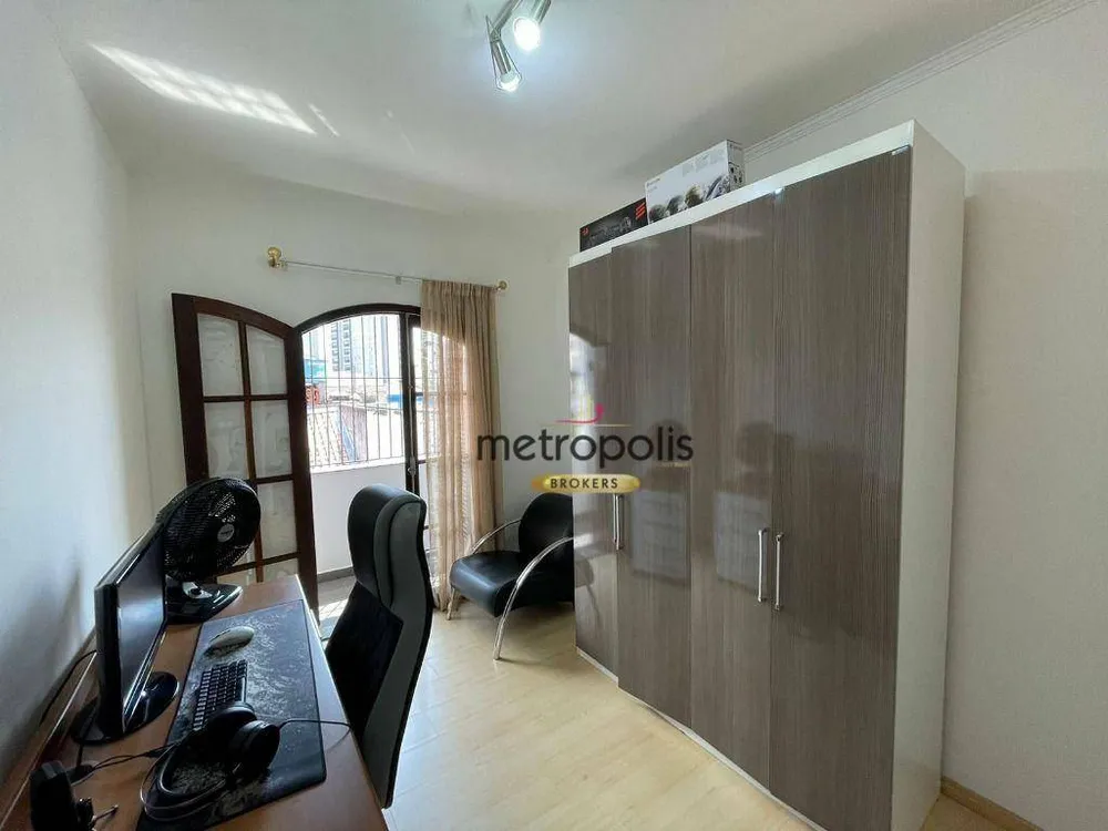 Sobrado, 3 quartos, 210 m² - Foto 1