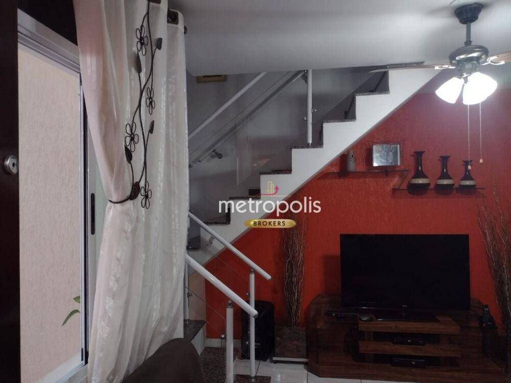 Sobrado à venda com 3 quartos, 131m² - Foto 1