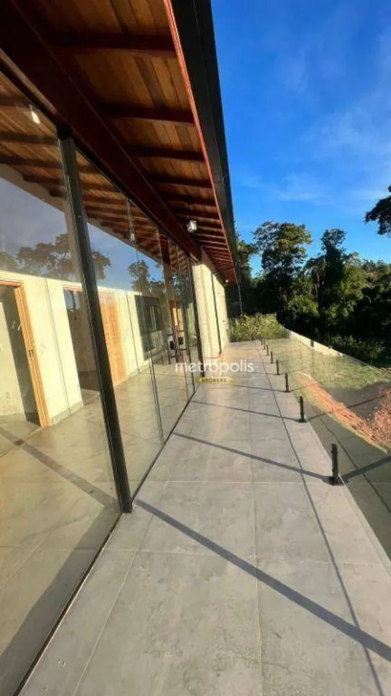 Chácara, 4 quartos, 900 m² - Foto 1