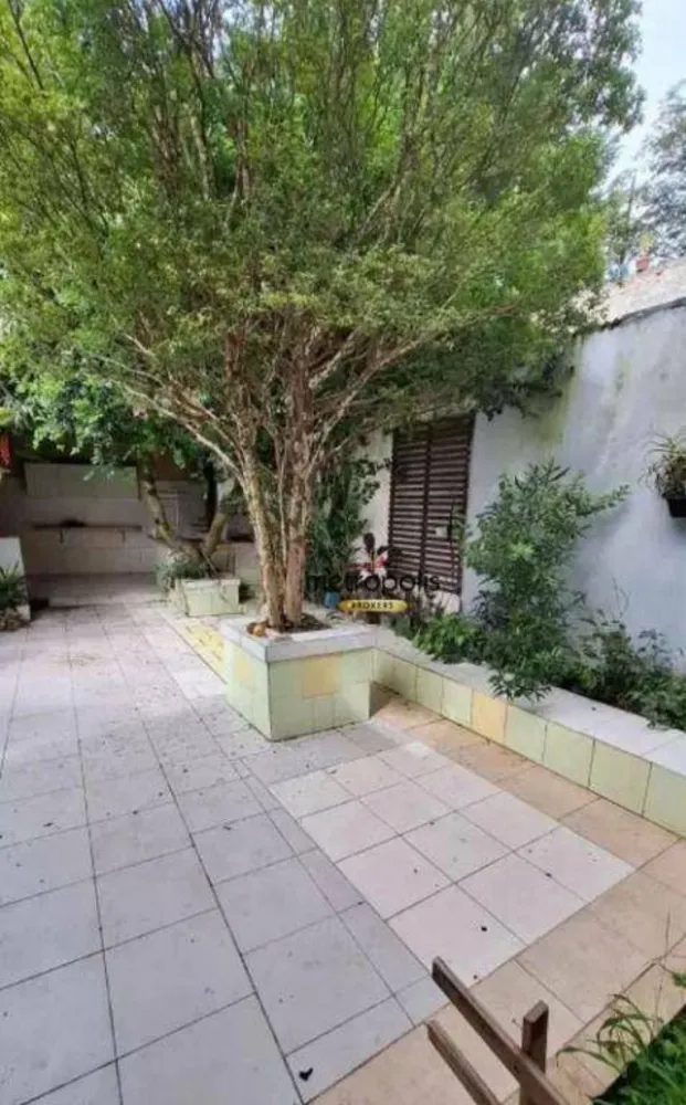 Casa, 5 quartos, 243 m² - Foto 1