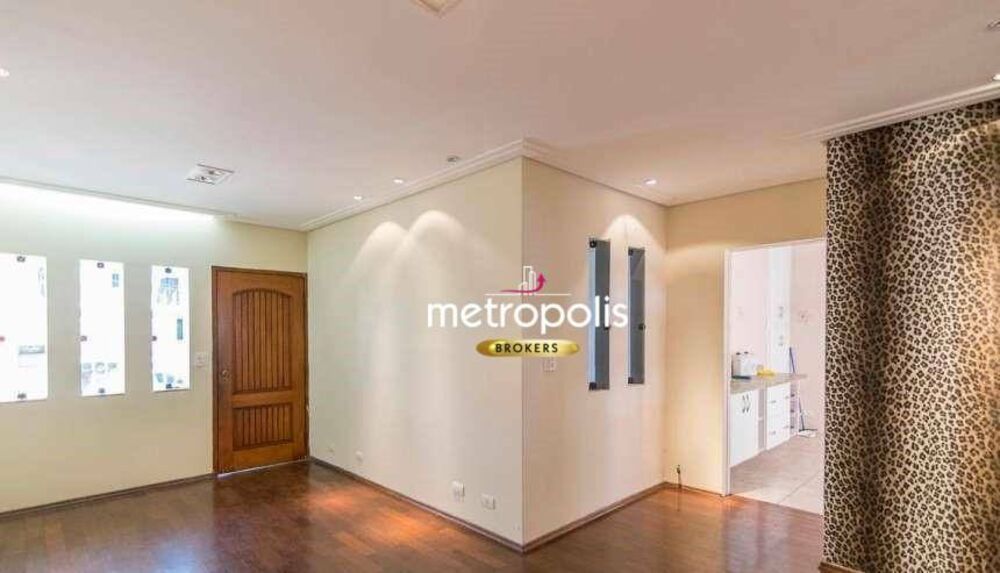 Sobrado, 3 quartos, 270 m² - Foto 1
