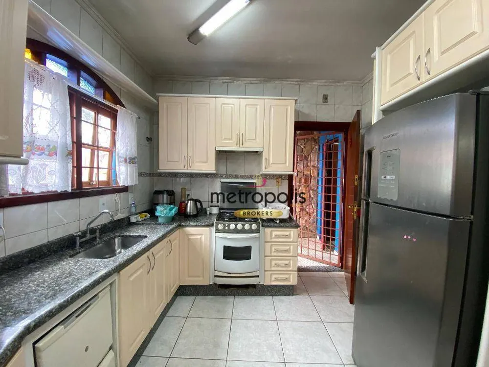 Casa, 3 quartos, 298 m² - Foto 3