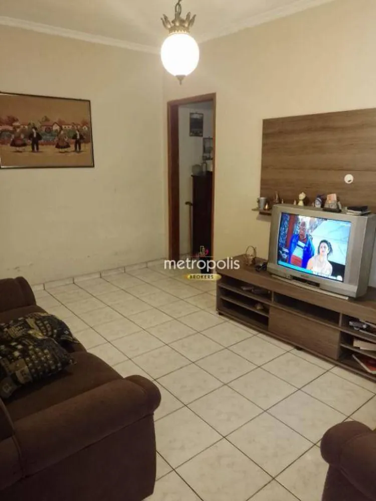 Casa, 3 quartos, 210 m² - Foto 1