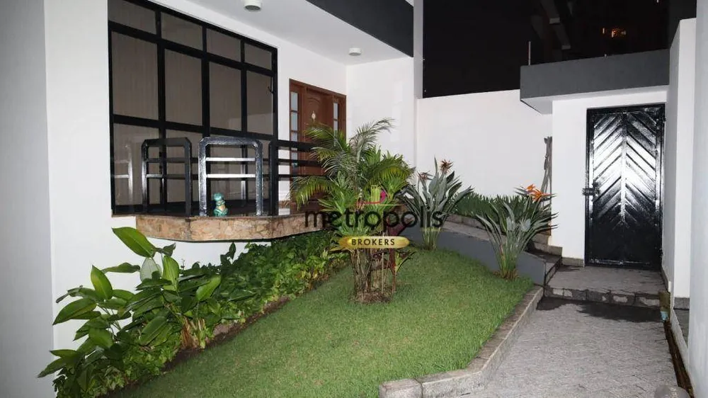 Sobrado, 4 quartos, 613 m² - Foto 1