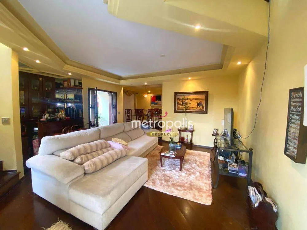 Sobrado, 3 quartos, 241 m² - Foto 1