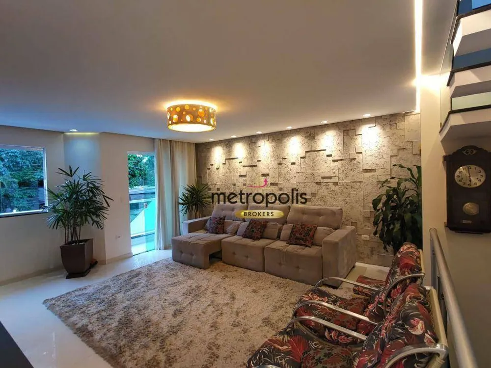 Sobrado, 3 quartos, 195 m² - Foto 1
