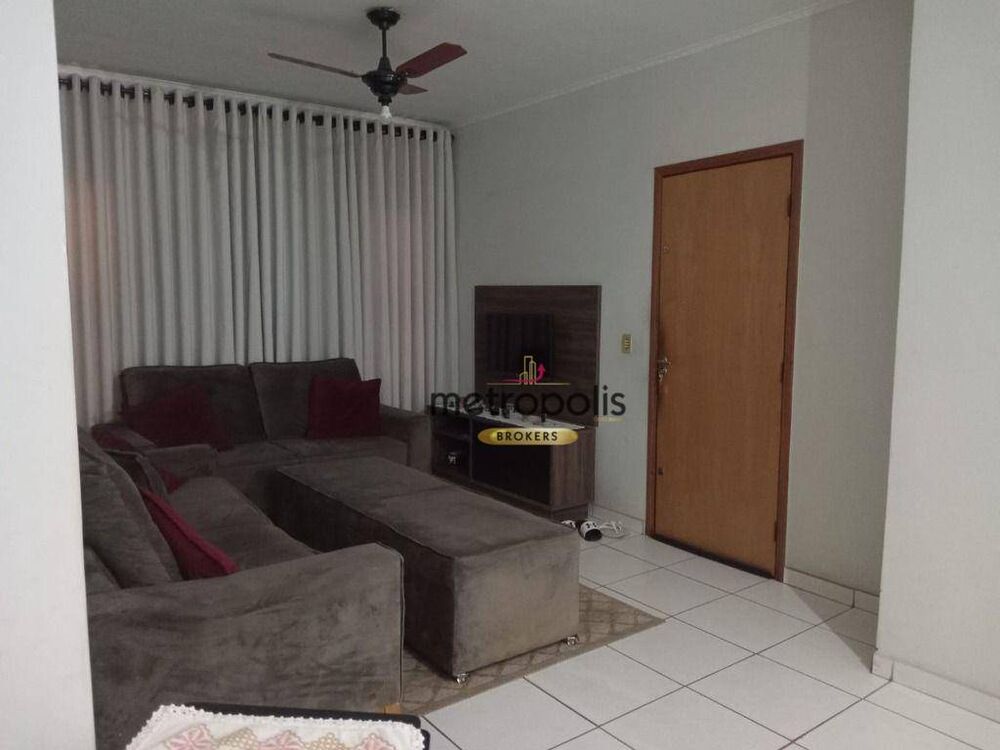 Casa, 3 quartos, 240 m² - Foto 1