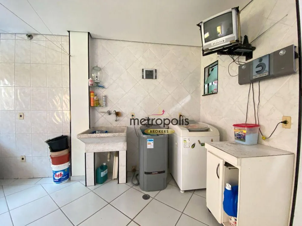 Casa, 4 quartos, 260 m² - Foto 1