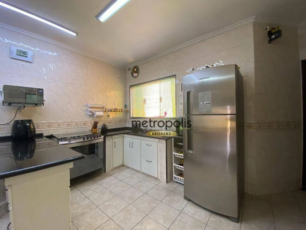 Casa, 4 quartos, 260 m² - Foto 11
