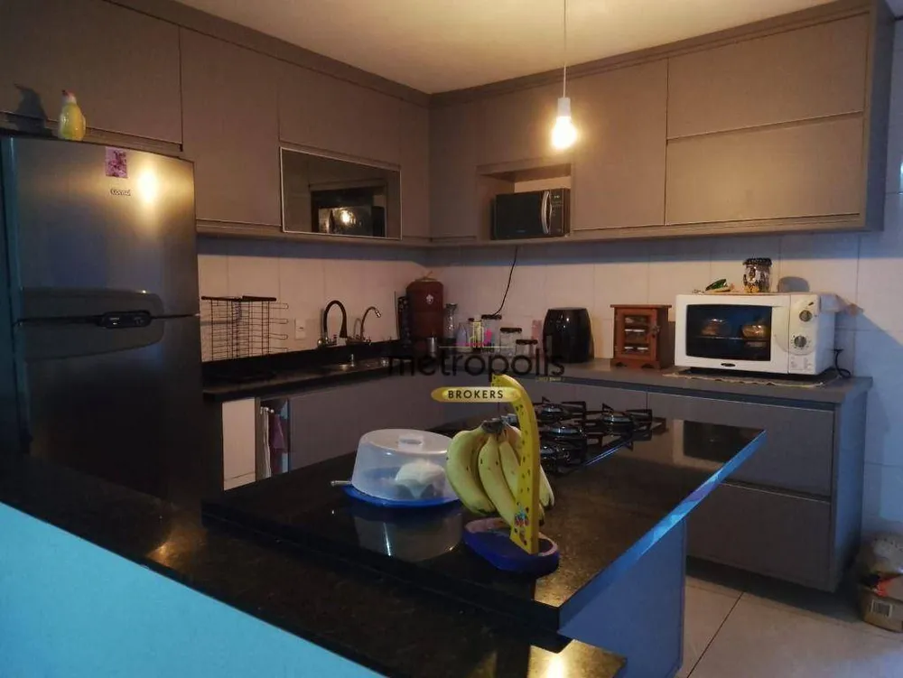 Sobrado, 3 quartos, 201 m² - Foto 1