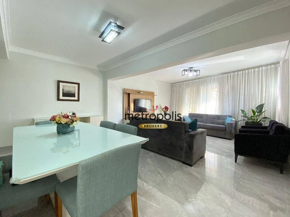 Sobrado, 4 quartos, 201 m² - Foto 1
