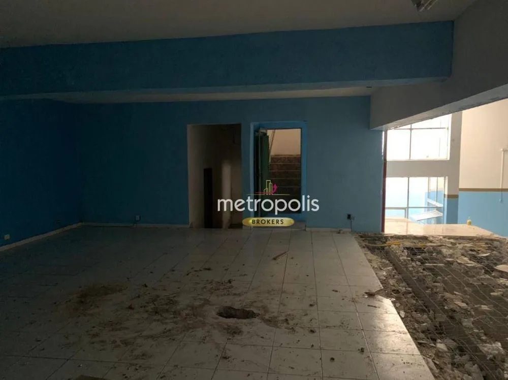 Loja-Salão, 1800 m² - Foto 1