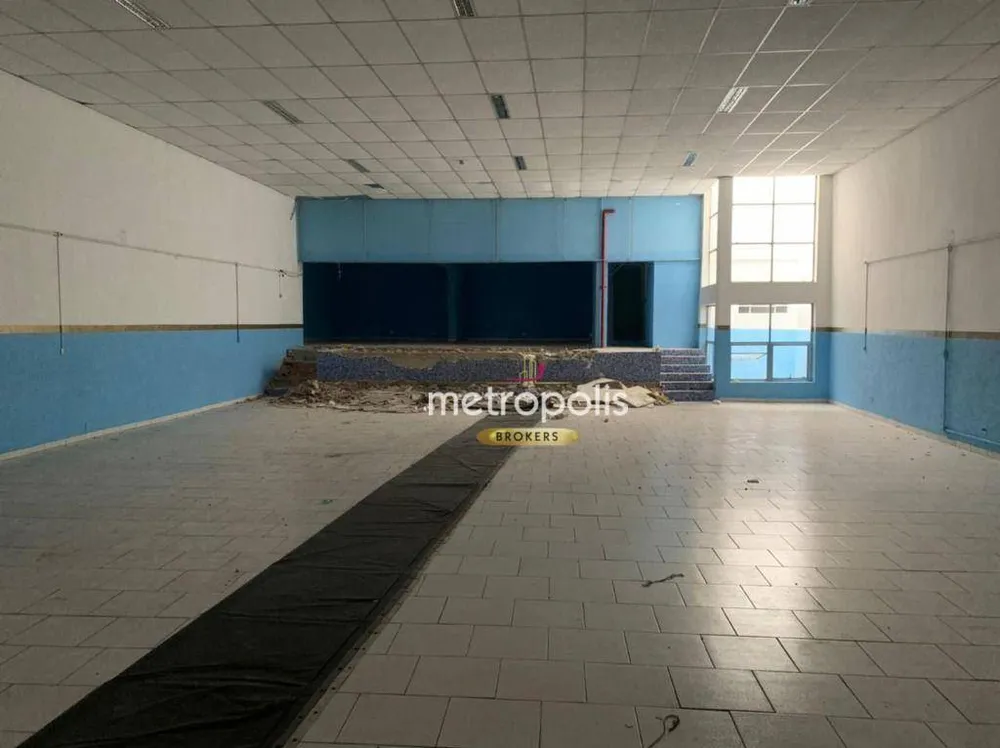 Loja-Salão, 1800 m² - Foto 4