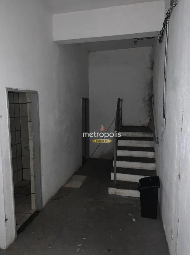 Loja-Salão, 1800 m² - Foto 2