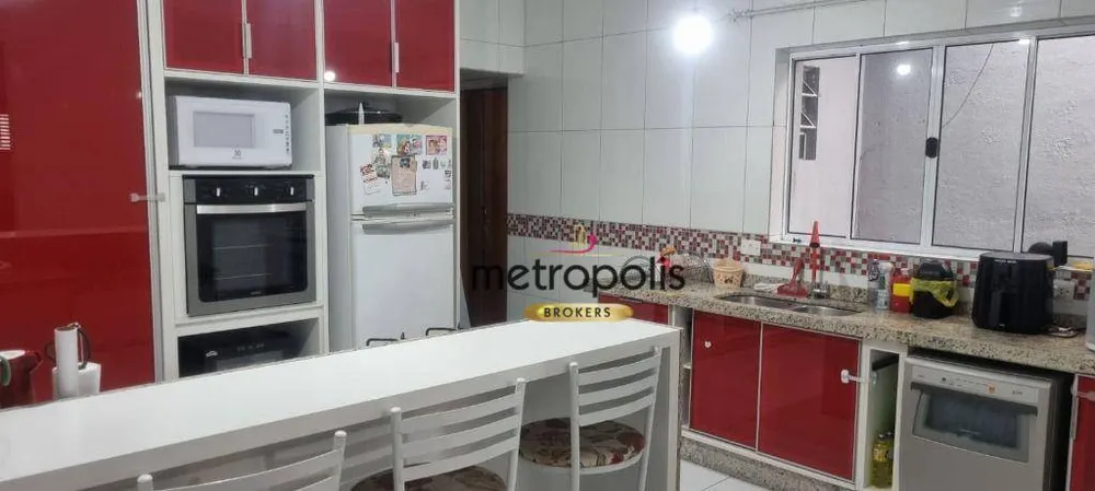 Casa, 3 quartos, 218 m² - Foto 3