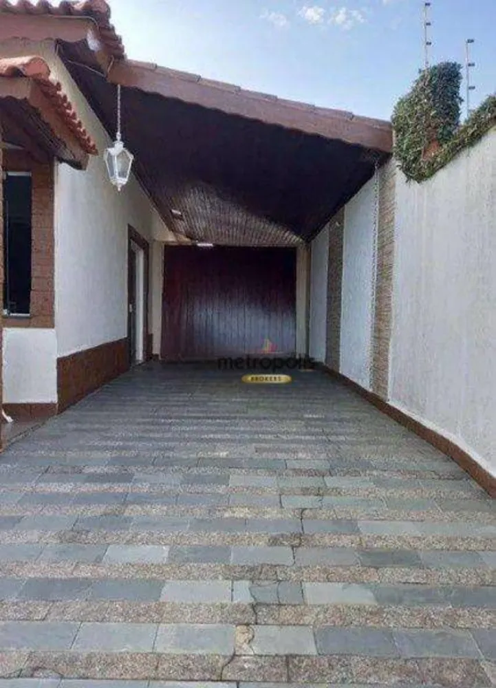 Casa, 3 quartos, 200 m² - Foto 1