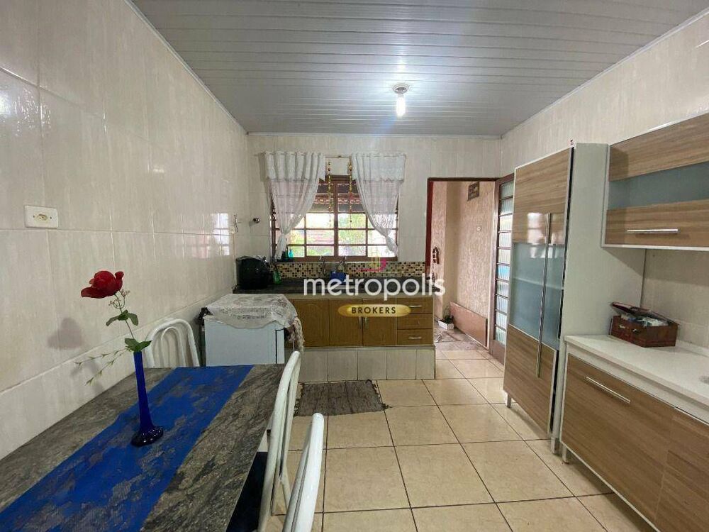 Casa, 4 quartos, 200 m² - Foto 4