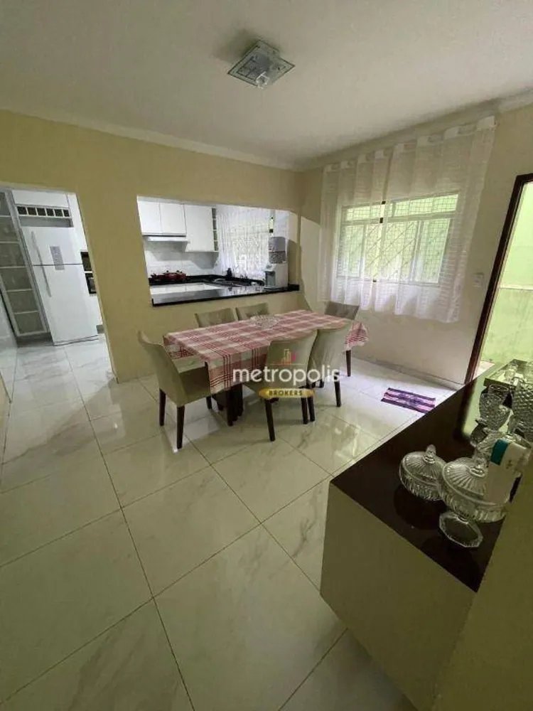 Sobrado, 3 quartos, 220 m² - Foto 2