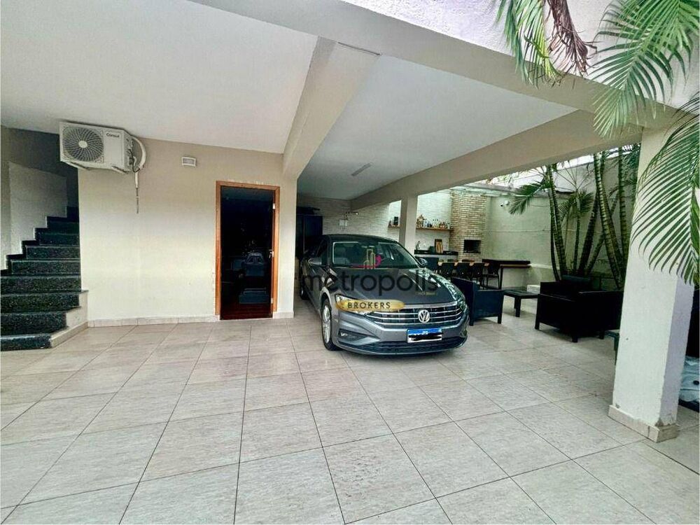 Casa, 4 quartos, 185 m² - Foto 1