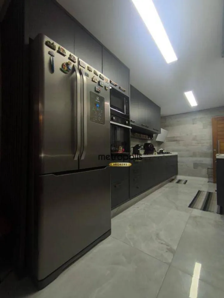 Sobrado, 3 quartos, 246 m² - Foto 3
