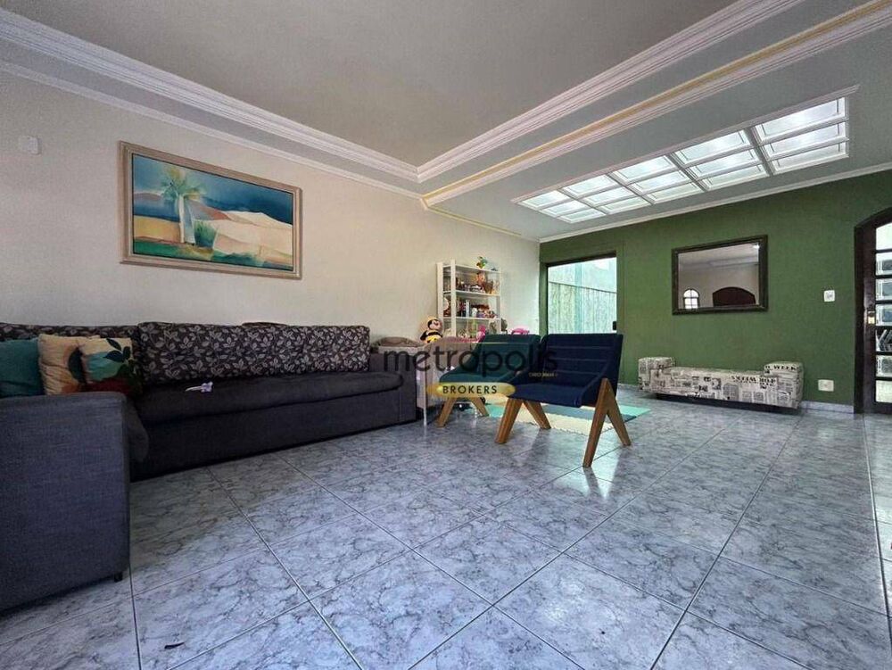 Sobrado, 4 quartos, 270 m² - Foto 2