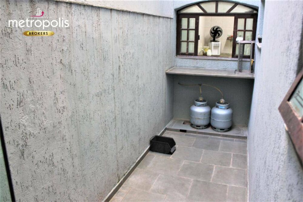 Sobrado, 4 quartos, 270 m² - Foto 4