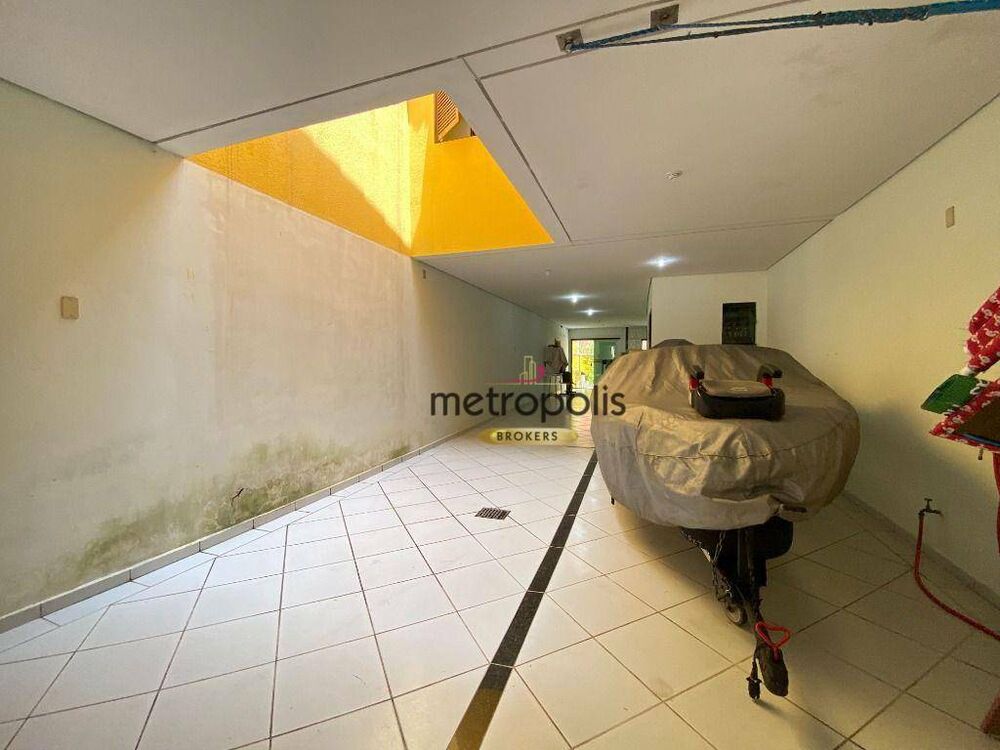 Casa, 4 quartos, 260 m² - Foto 1