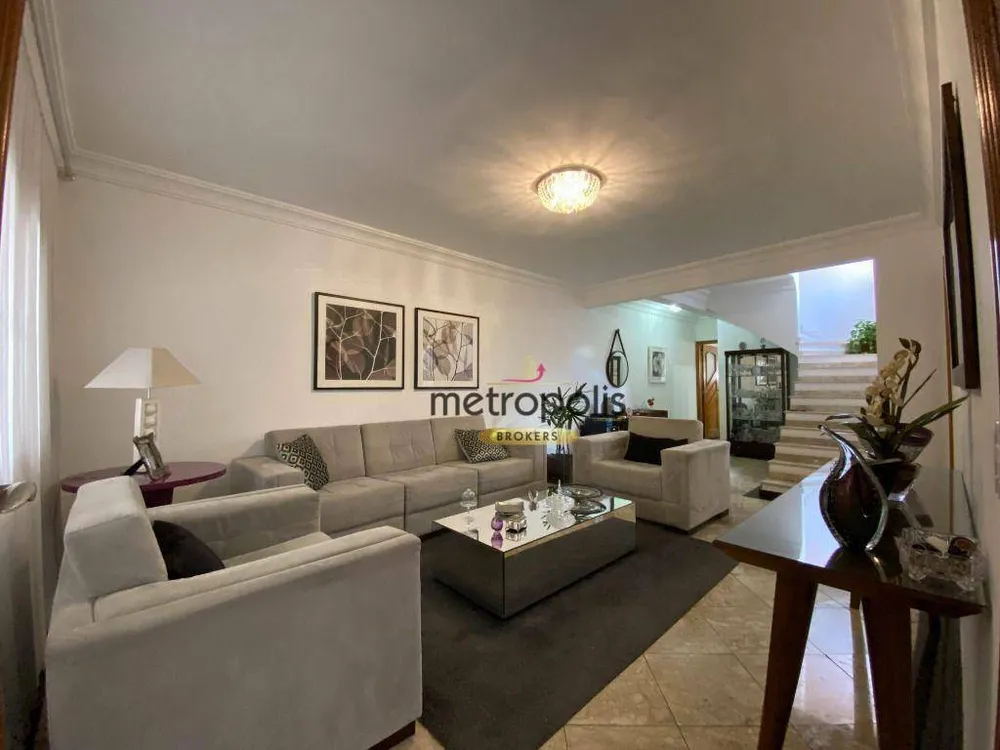 Sobrado, 3 quartos, 220 m² - Foto 1