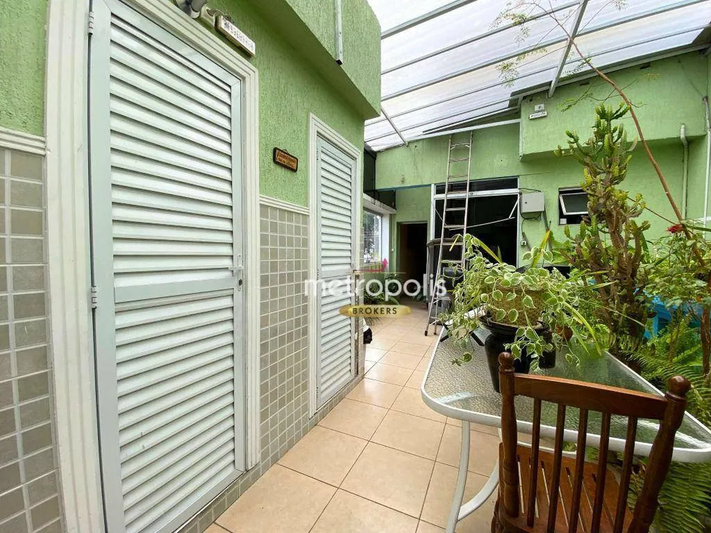 Sobrado, 3 quartos, 340 m² - Foto 1