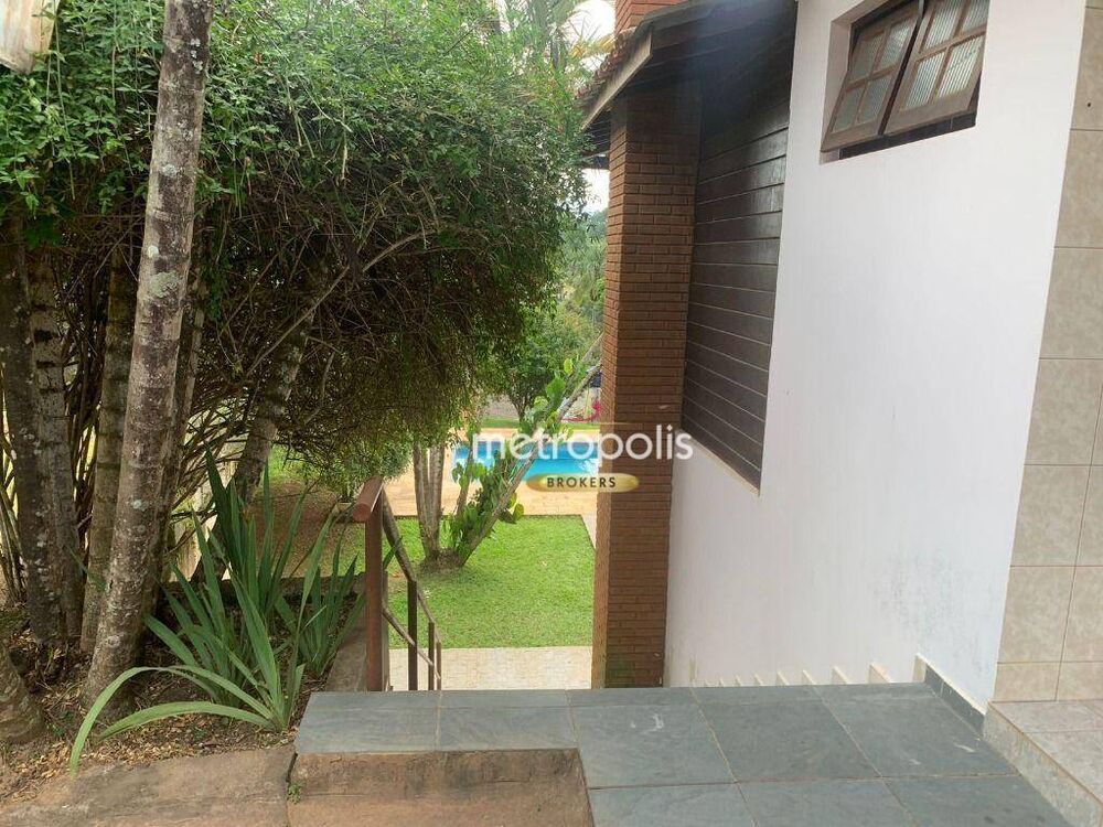 Chácara à venda com 4 quartos, 400m² - Foto 4